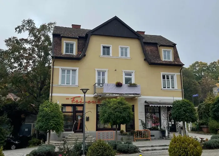 H2 - Gemuetlichkeit In Bad Sauerbrunn!